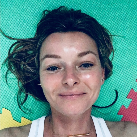 Meet your Posher, Veronika! - Picture 1 of 11